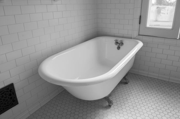 Cast Iron Tub Installation in Salem